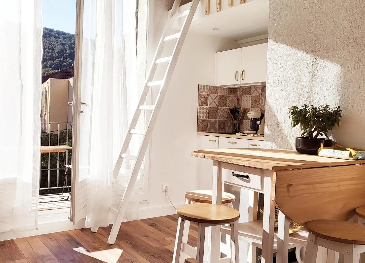 La Suite Costabella A Hyeres-Les-Palmiers